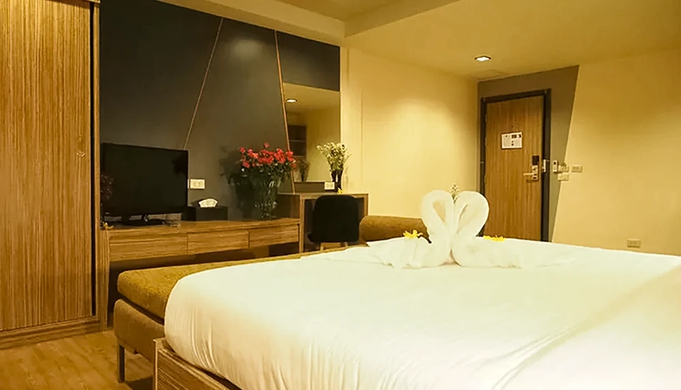 هتل اچ 2 بانکوک